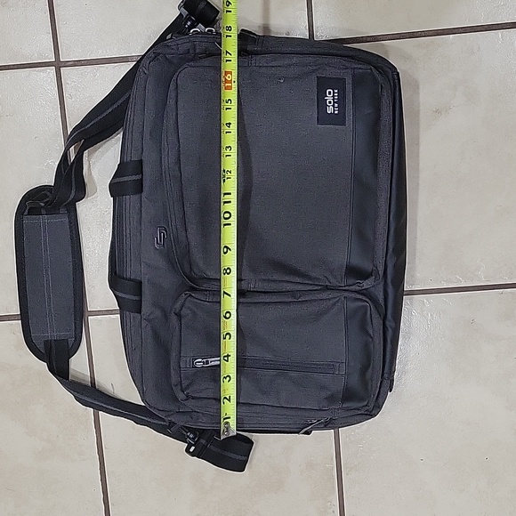 Solo New York Gray Laptop Bag, Converts To Backpack  Hybrid Briefcase 15.6" - Picture 6 of 7